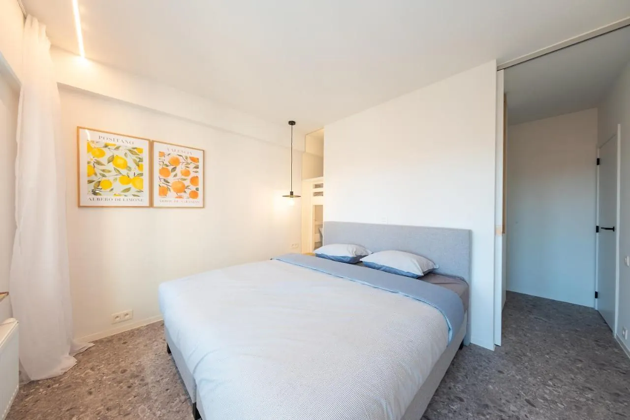 Maison Hermes - Luxury Design Apartment With Free Private Parking Ostenda 0*,  Belgia